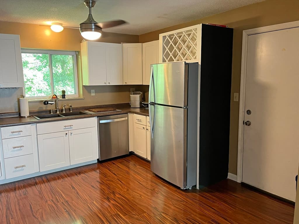 5455 N Main St # 17E, Fall River MA 02720 photo 6