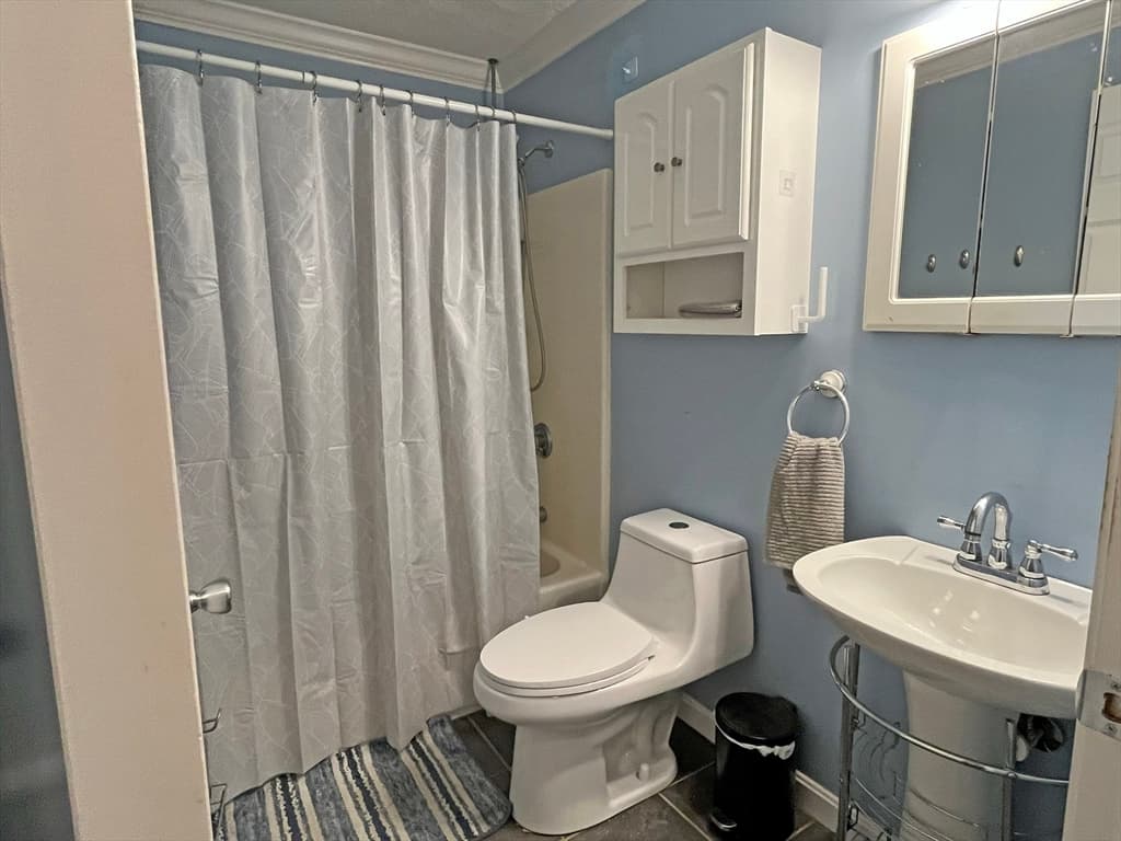 5455 N Main St # 17E, Fall River MA 02720 photo 7