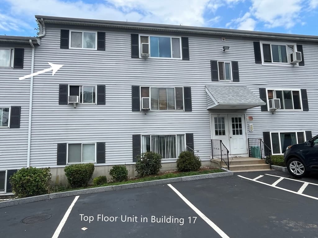 5455 N Main St # 17E, Fall River MA 02720