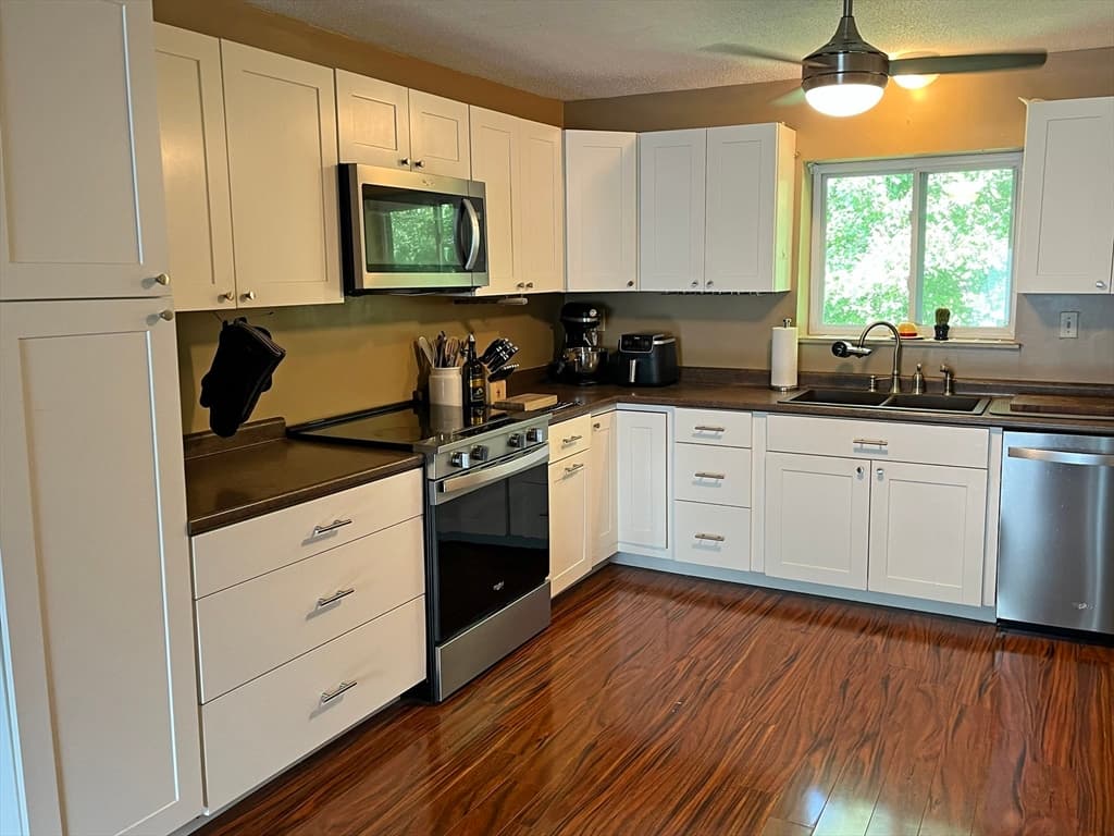 5455 N Main St # 17E, Fall River MA 02720 photo 5