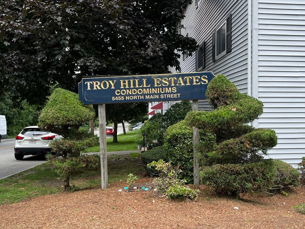 5455 N Main St # 17E, Fall River MA 02720 photo 14