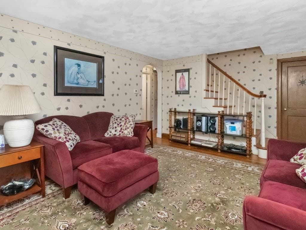 71 Farnum Road, Waltham MA 02453 photo 10