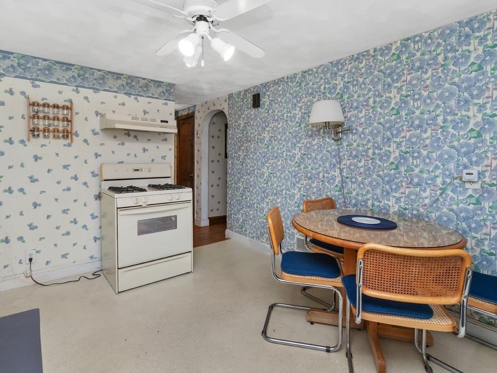 71 Farnum Road, Waltham MA 02453 photo 4