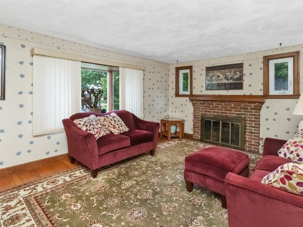 71 Farnum Road, Waltham MA 02453 photo 8