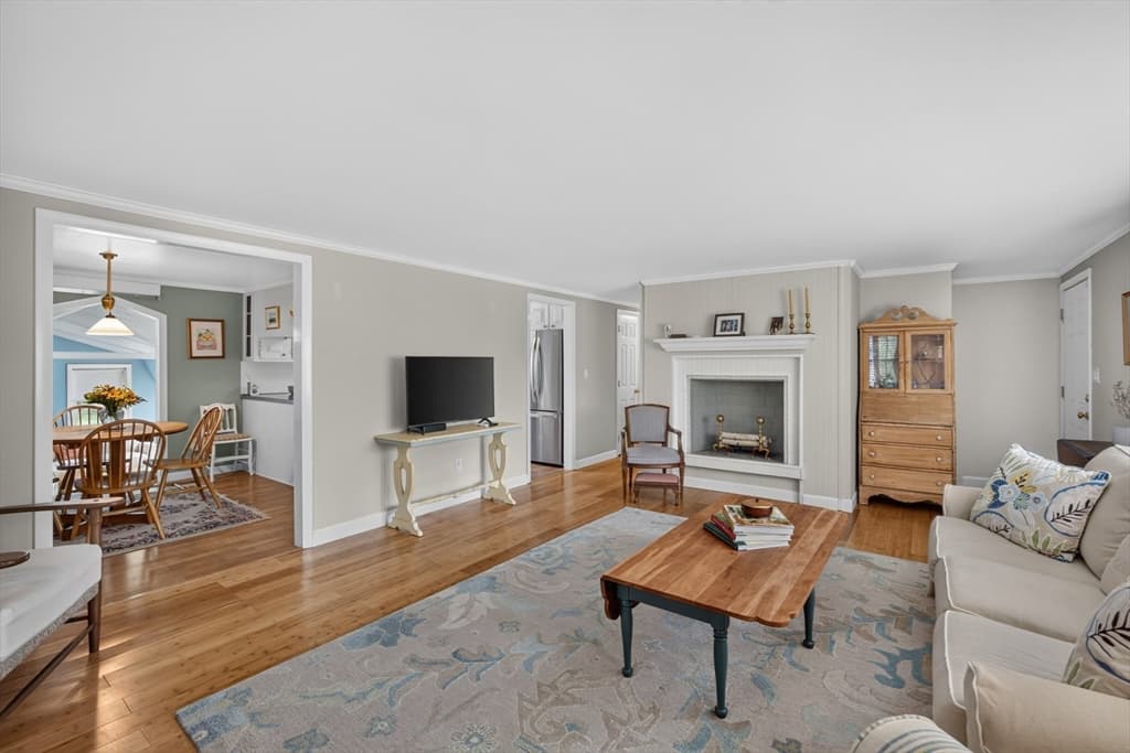 45 Ludlam St, Falmouth MA 02540 photo 3
