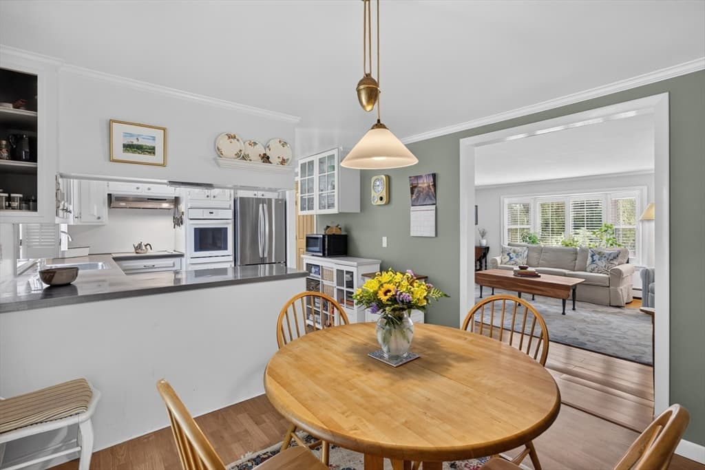 45 Ludlam St, Falmouth MA 02540 photo 8