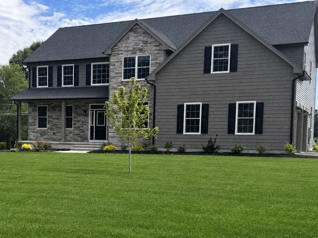 2 Scarlett Drive, East Longmeadow MA 01028