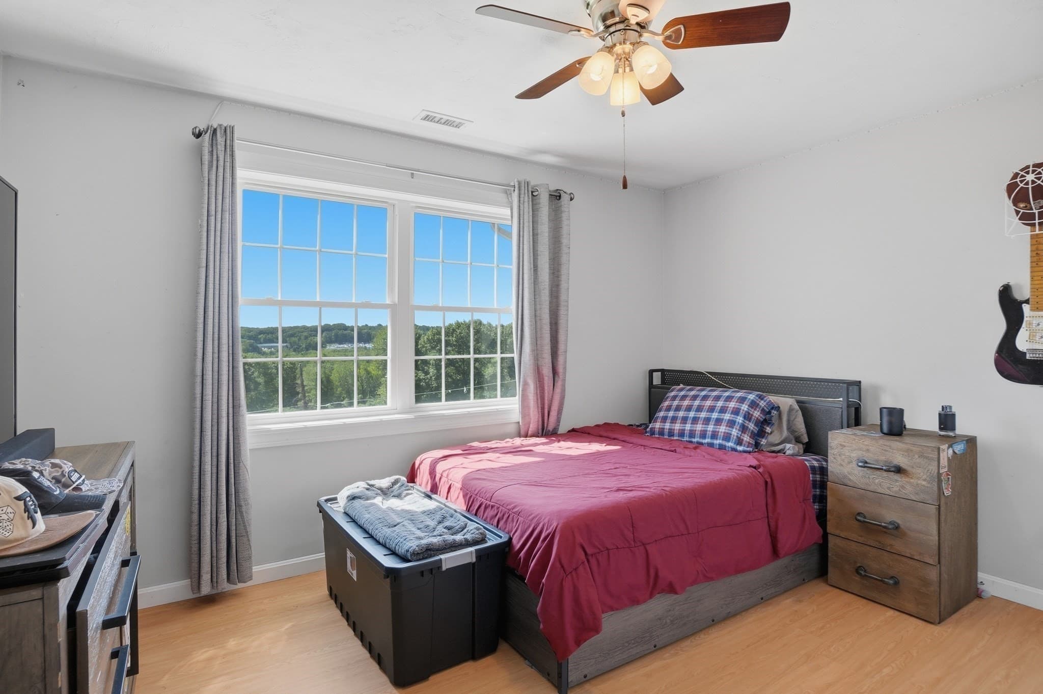 Single Family Residence at 176 Southold Road, Auburn MA 01501, Auburn, photo 17 of 36