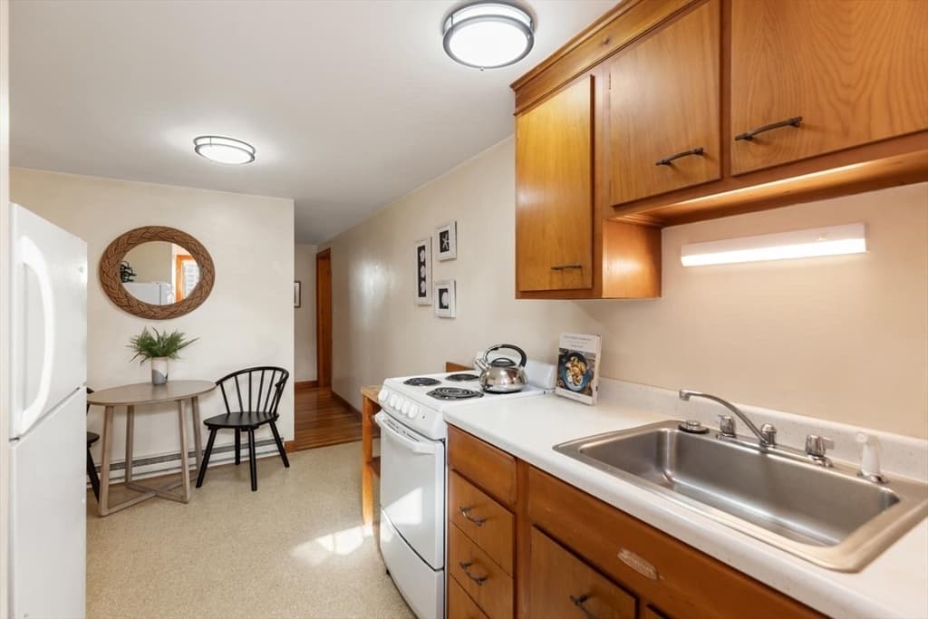 9 Jewett St # C, Rockport MA 01966 photo 12