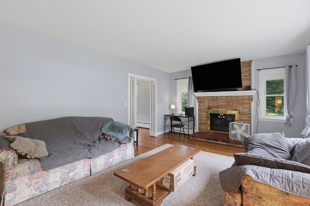 16 Providence Street, Fitchburg MA 01420 photo 3
