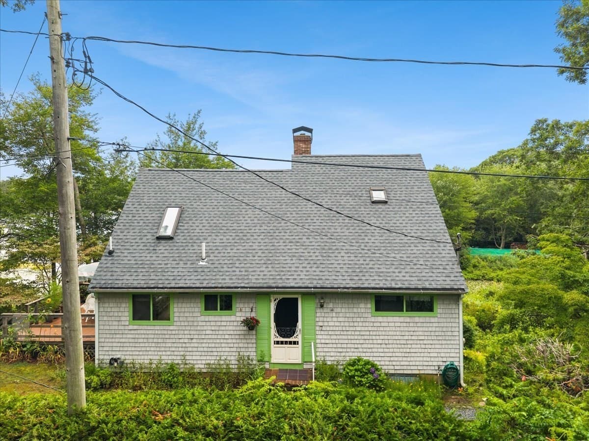 Single Family Residence at 7 Cranberry Road, Plymouth MA 02560, photo 2 of 41