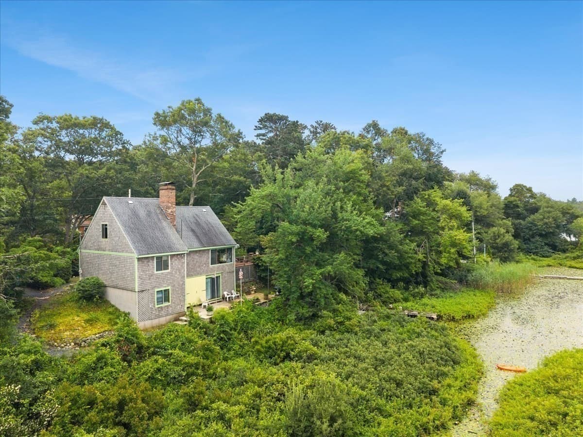 Single Family Residence at 7 Cranberry Road, Plymouth MA 02560, photo 3 of 41