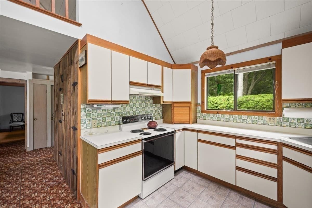 Single Family Residence at 7 Cranberry Road, Plymouth MA 02560, photo 14 of 41