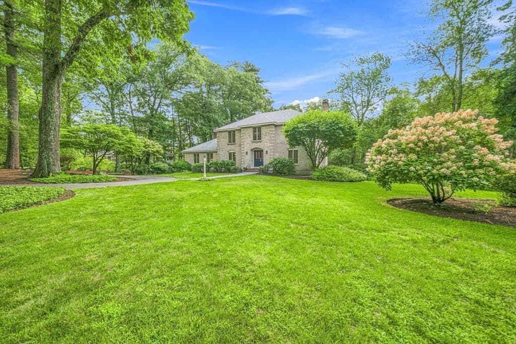 25 Laxfield Rd, Weston MA 02493 photo 37