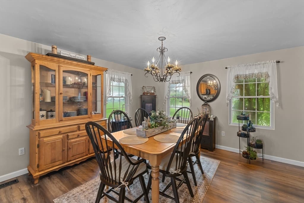 Single Family Residence at 10 Fairfield Drive, Dudley MA 01571, Dudley, photo 13 of 42