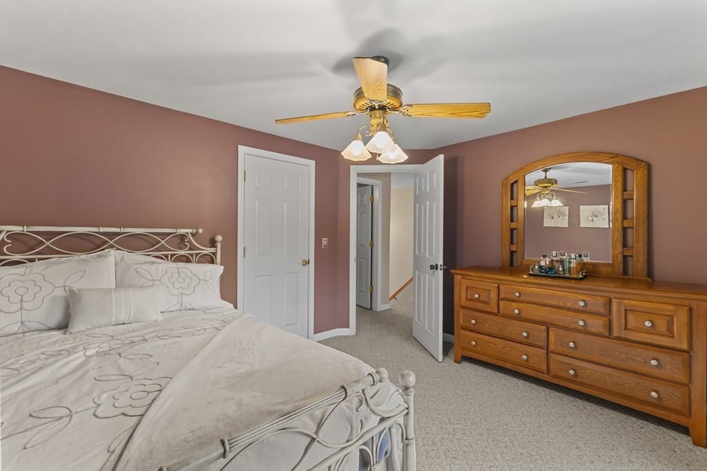 Single Family Residence at 10 Fairfield Drive, Dudley MA 01571, Dudley, photo 28 of 42
