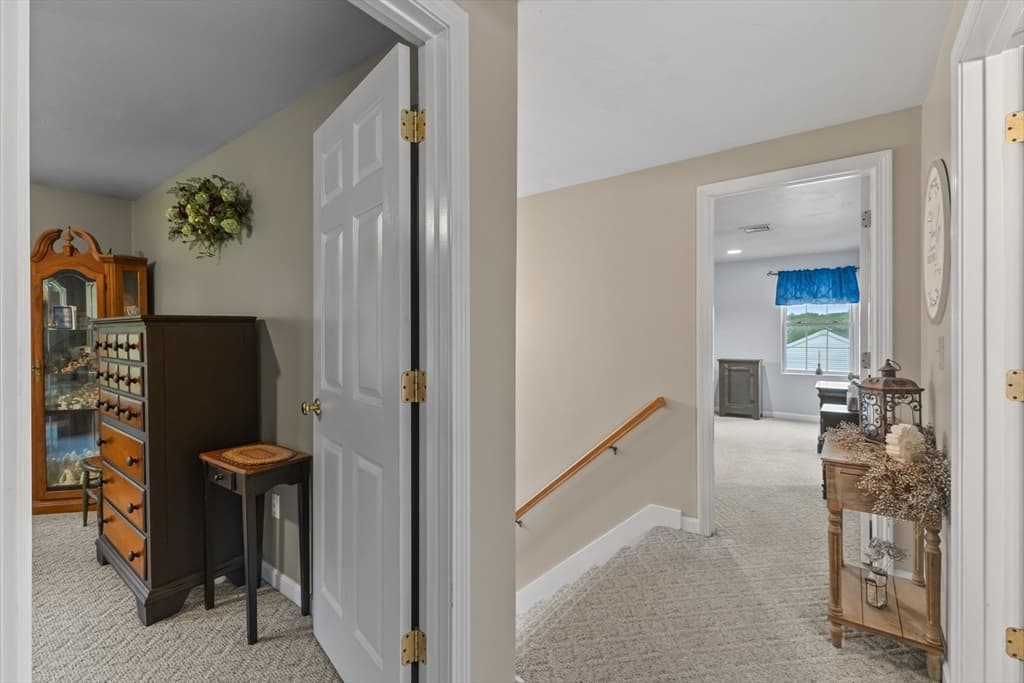 Single Family Residence at 10 Fairfield Drive, Dudley MA 01571, Dudley, photo 20 of 42