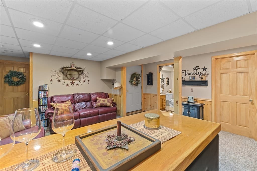 Single Family Residence at 10 Fairfield Drive, Dudley MA 01571, Dudley, photo 33 of 42