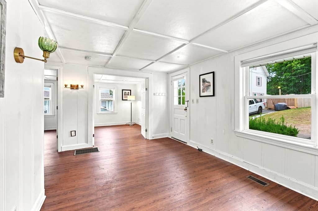 31 Perkins St, Quincy MA 02169 photo 13