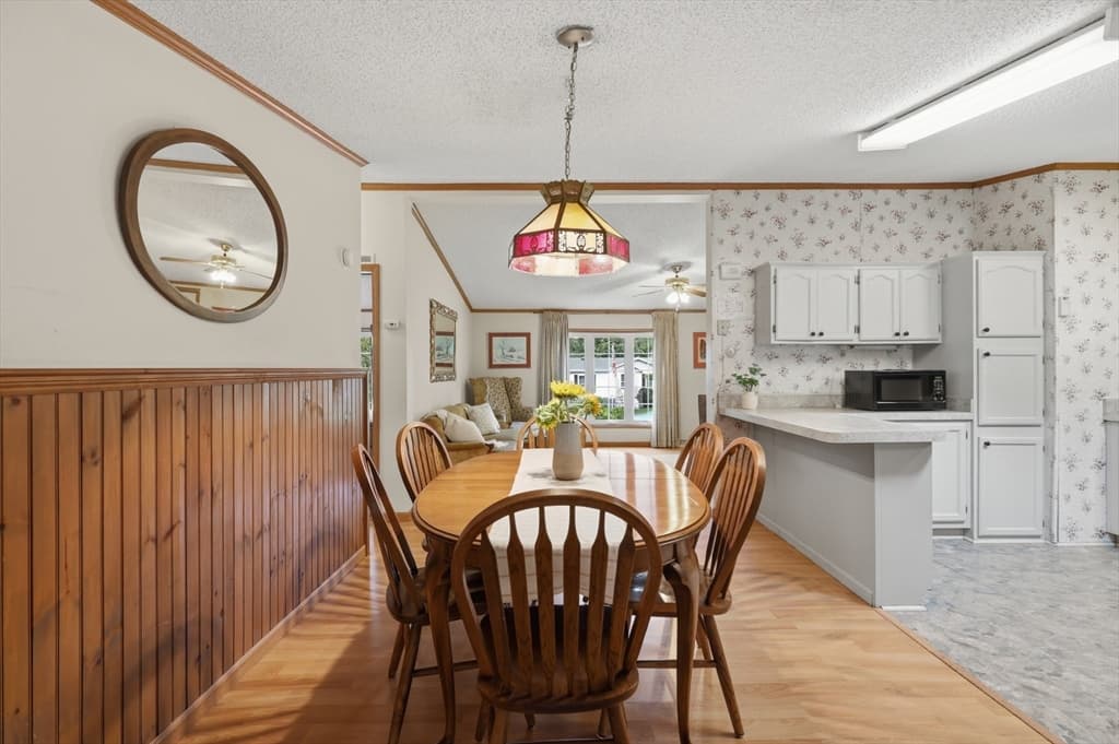 33 Bayberry Drive, Gardner MA 01440 photo 8