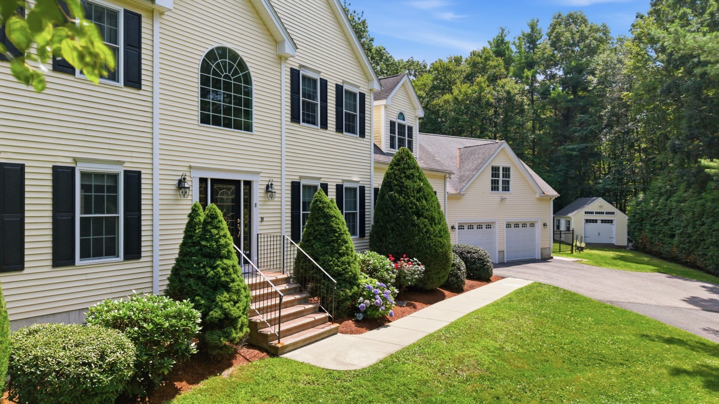 Single Family Residence at 8 Karen Ln, Milford MA 01757, photo 2 of 41