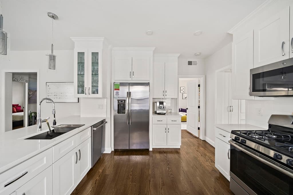27 Whitten St # 2, Boston MA 02122 photo 2