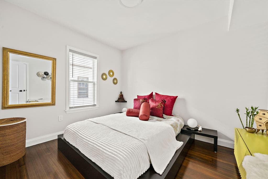 27 Whitten St # 2, Boston MA 02122 photo 13