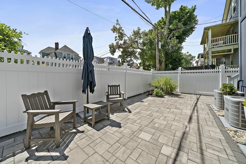 27 Whitten St # 2, Boston MA 02122 photo 26
