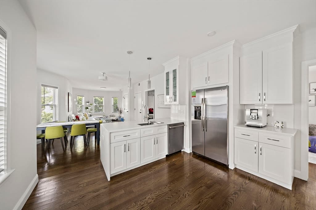 27 Whitten St # 2, Boston MA 02122 photo 3