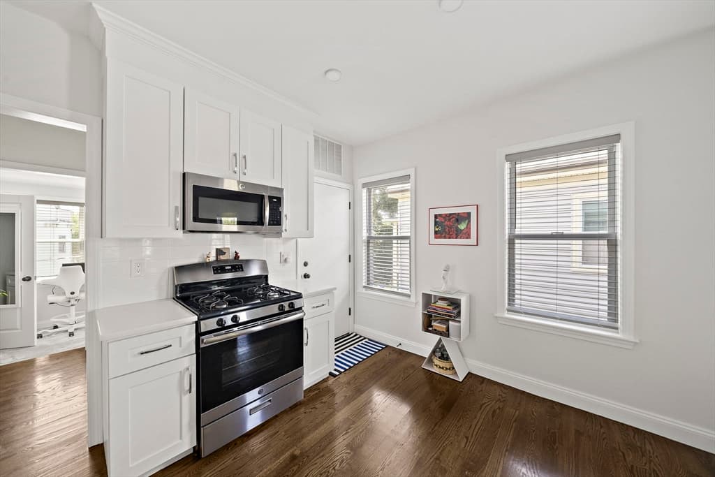 27 Whitten St # 2, Boston MA 02122 photo 5