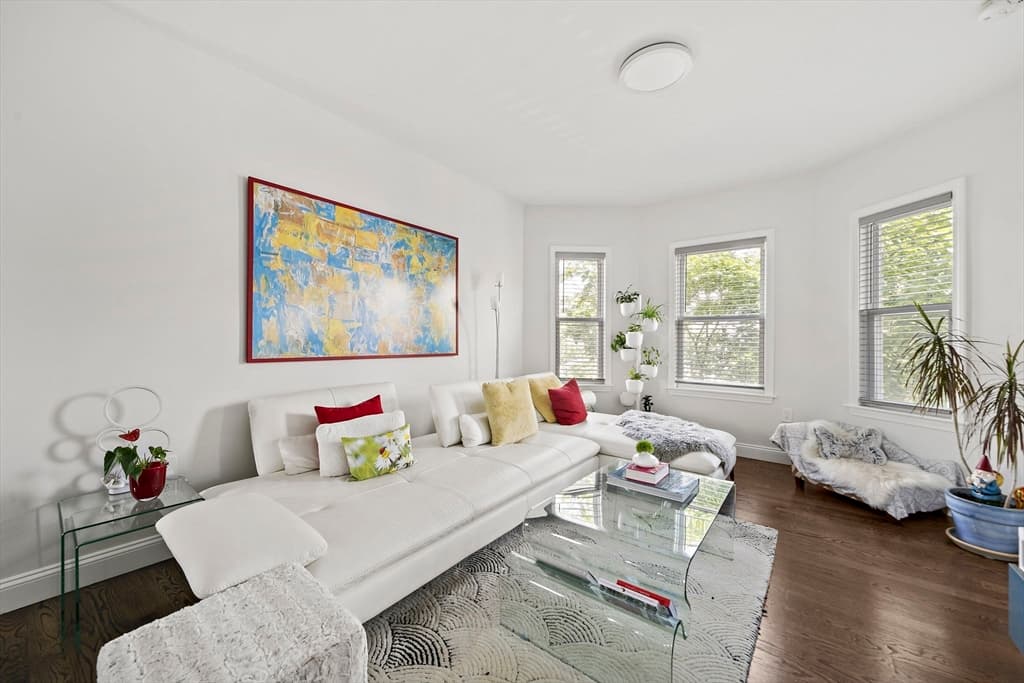 27 Whitten St # 2, Boston MA 02122 photo 9