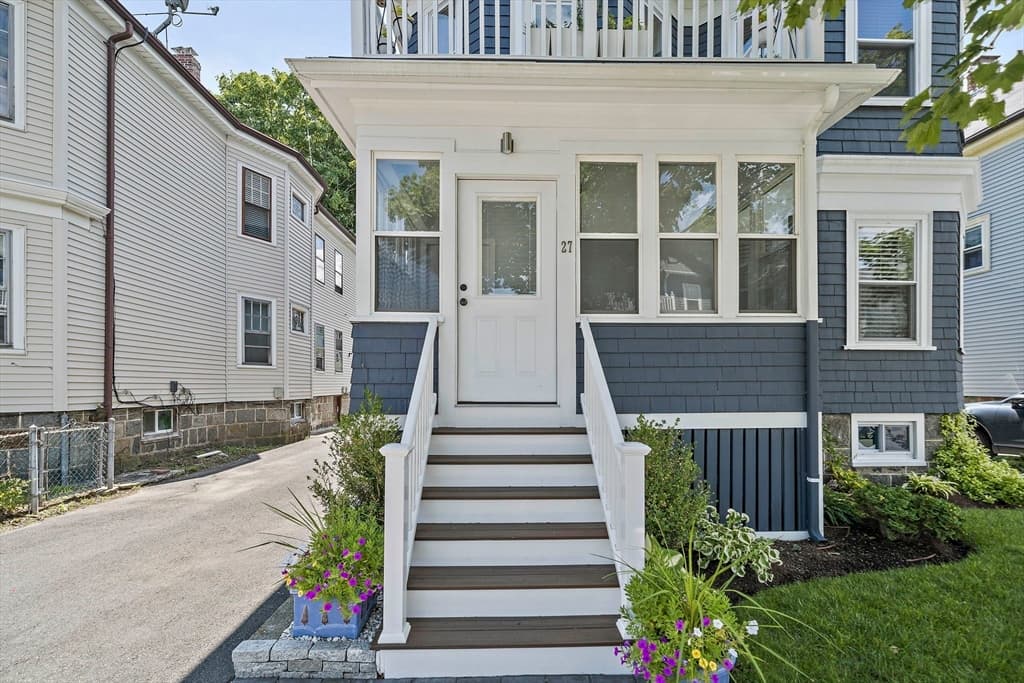 27 Whitten St # 2, Boston MA 02122 photo 24