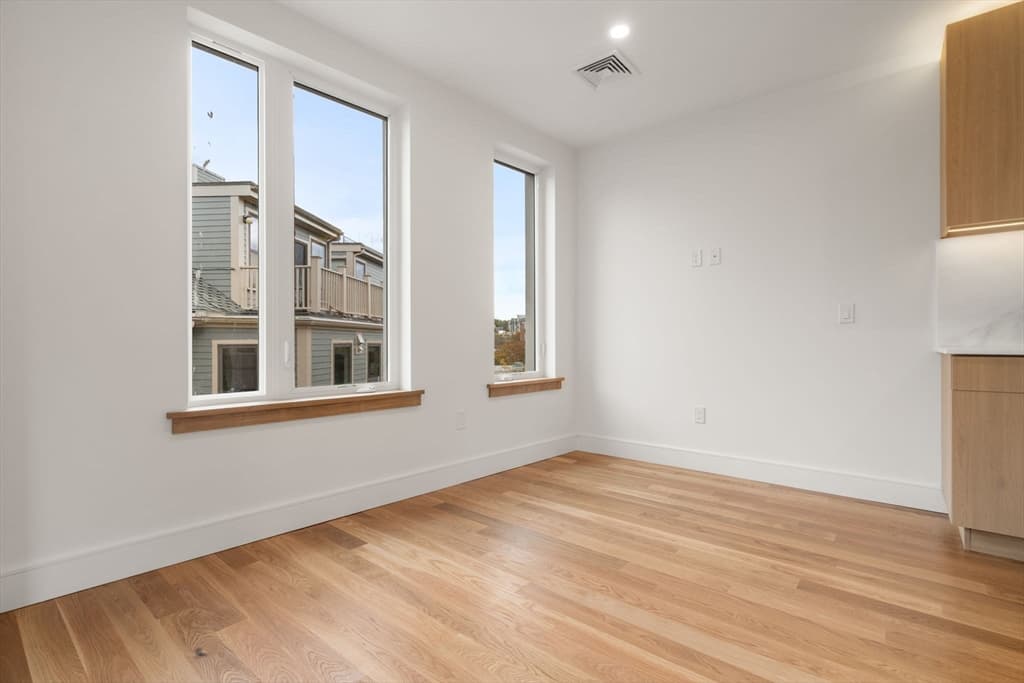 58 Kent # U304, Brookline MA 02445 photo 6
