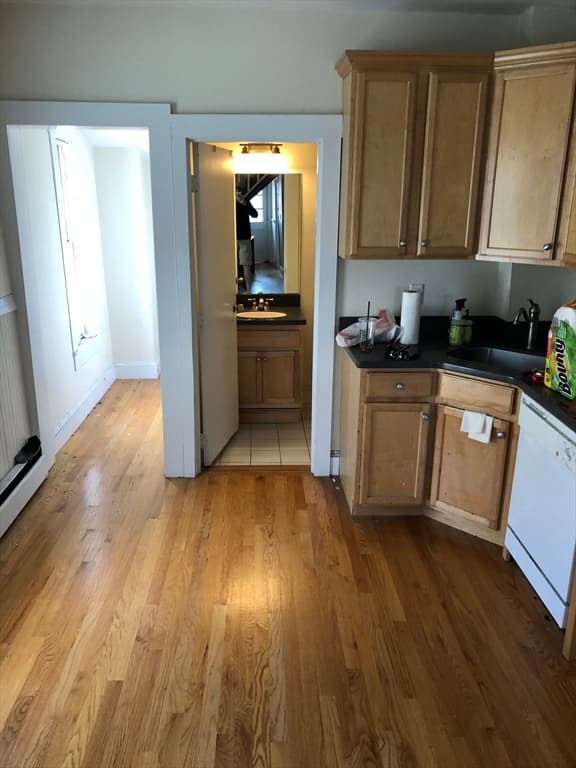 460 Watertown St, Newton MA 02460 photo 8