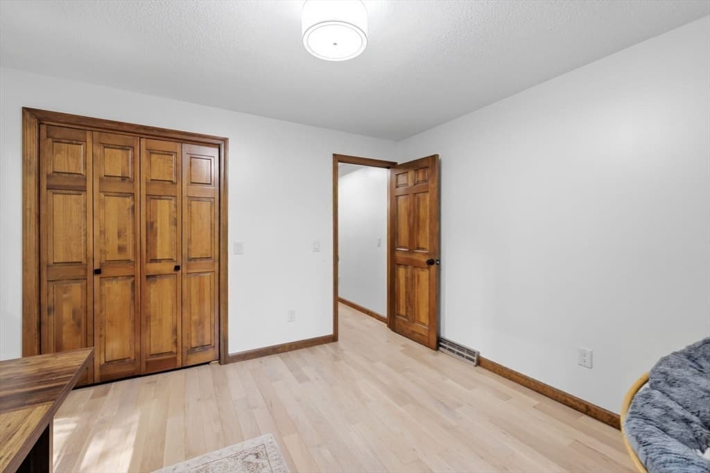 471 Porter Rd, East Longmeadow MA 01028 photo 17