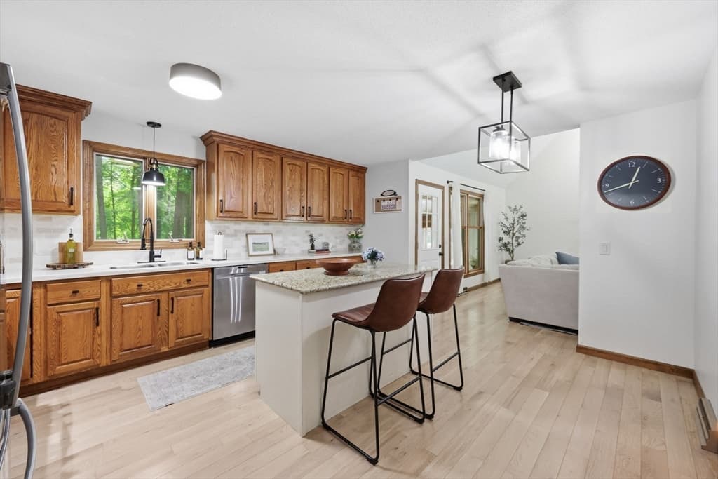 471 Porter Rd, East Longmeadow MA 01028 photo 9