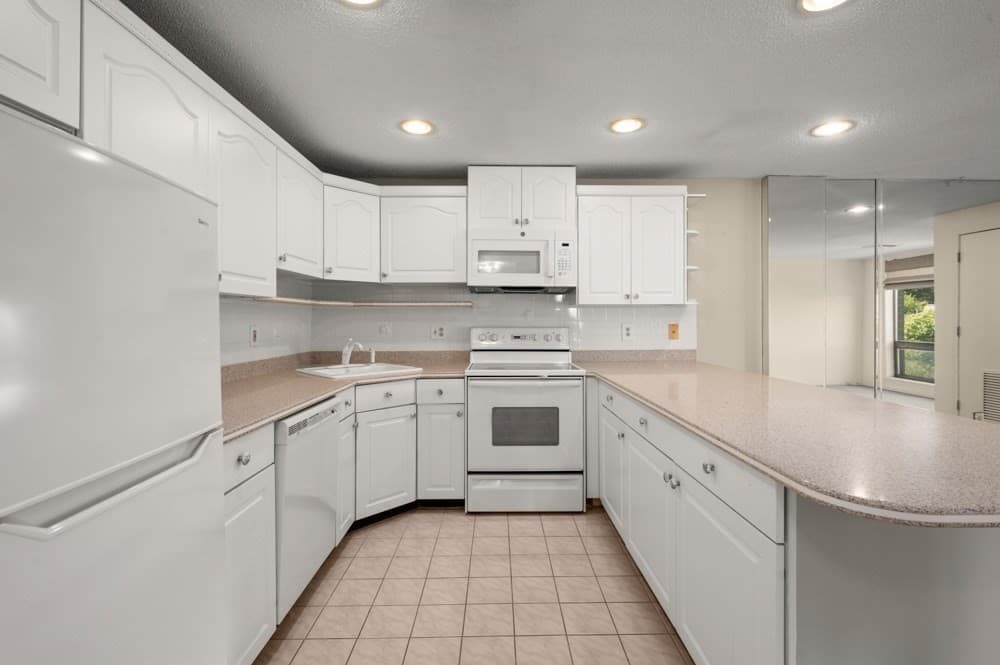 59 Valley # 5H, Medford MA 02155 photo 2