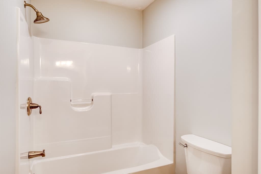 658 Massachusetts Ave # 3, Lunenburg MA 01462 photo 27