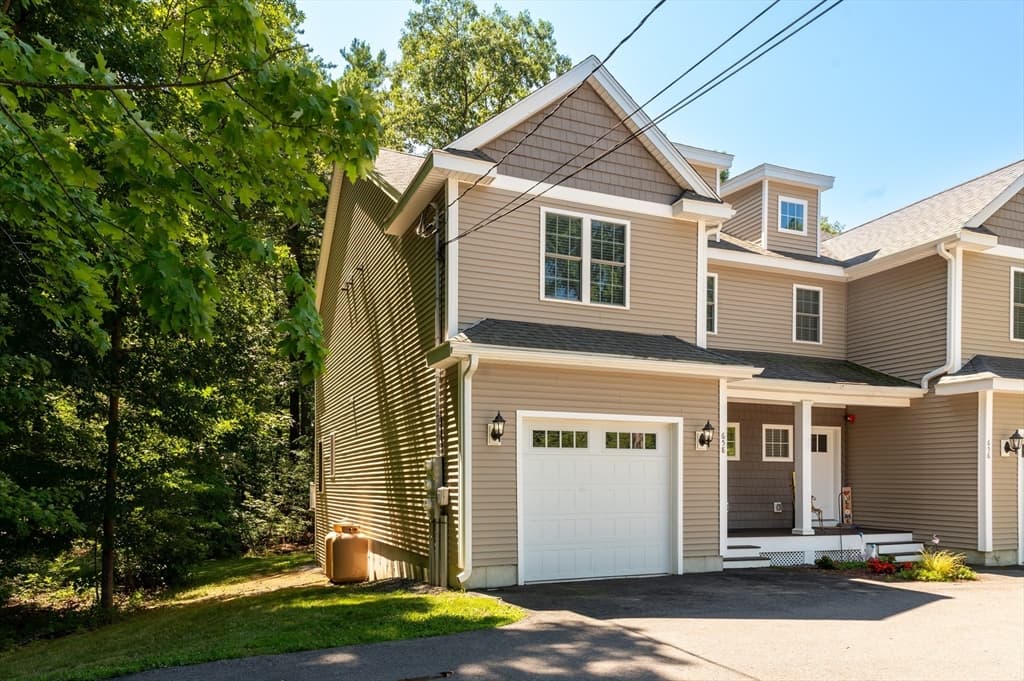 658 Massachusetts Ave # 3, Lunenburg MA 01462
