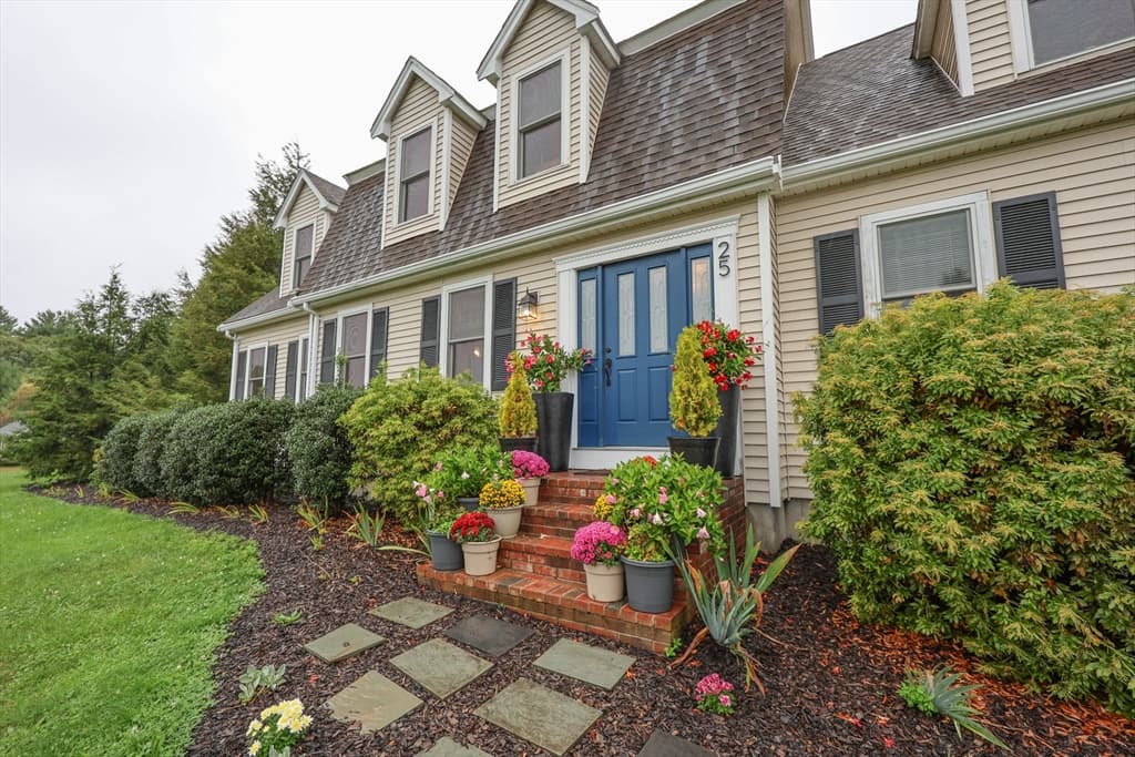Single Family Residence at 25 Autumn Rd, Wrentham MA 02093, Wrentham, photo 2 of 42