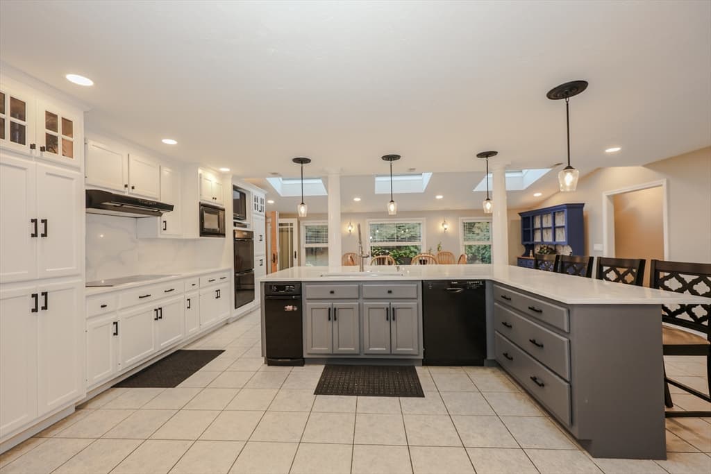 Single Family Residence at 25 Autumn Rd, Wrentham MA 02093, Wrentham, photo 13 of 42