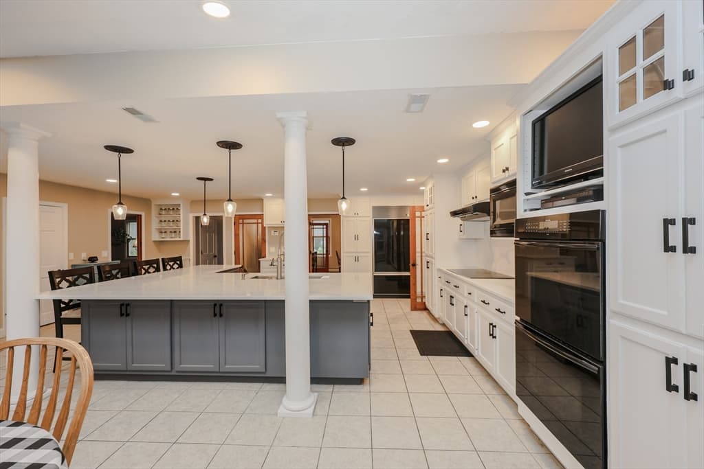 Single Family Residence at 25 Autumn Rd, Wrentham MA 02093, Wrentham, photo 17 of 42