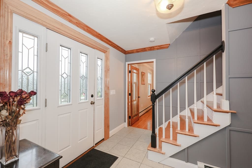 Single Family Residence at 25 Autumn Rd, Wrentham MA 02093, Wrentham, photo 10 of 42
