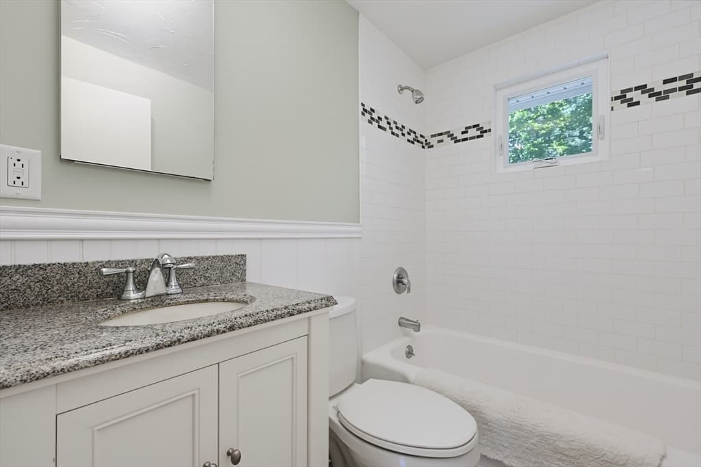 71 Carpenter Rd, Walpole MA 02081 photo 16