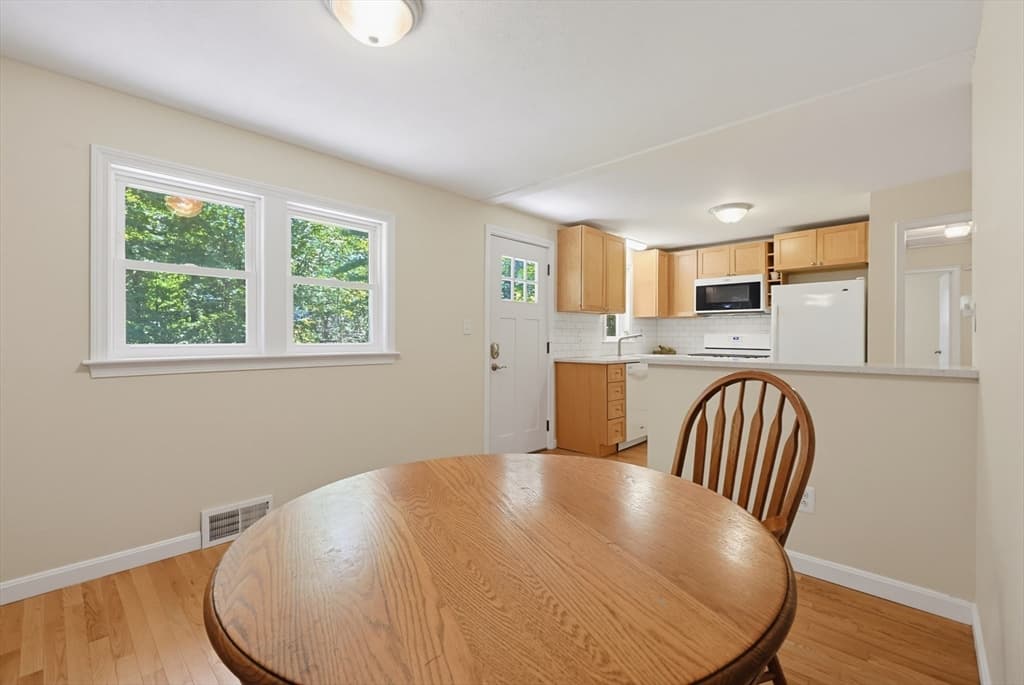 71 Carpenter Rd, Walpole MA 02081 photo 10