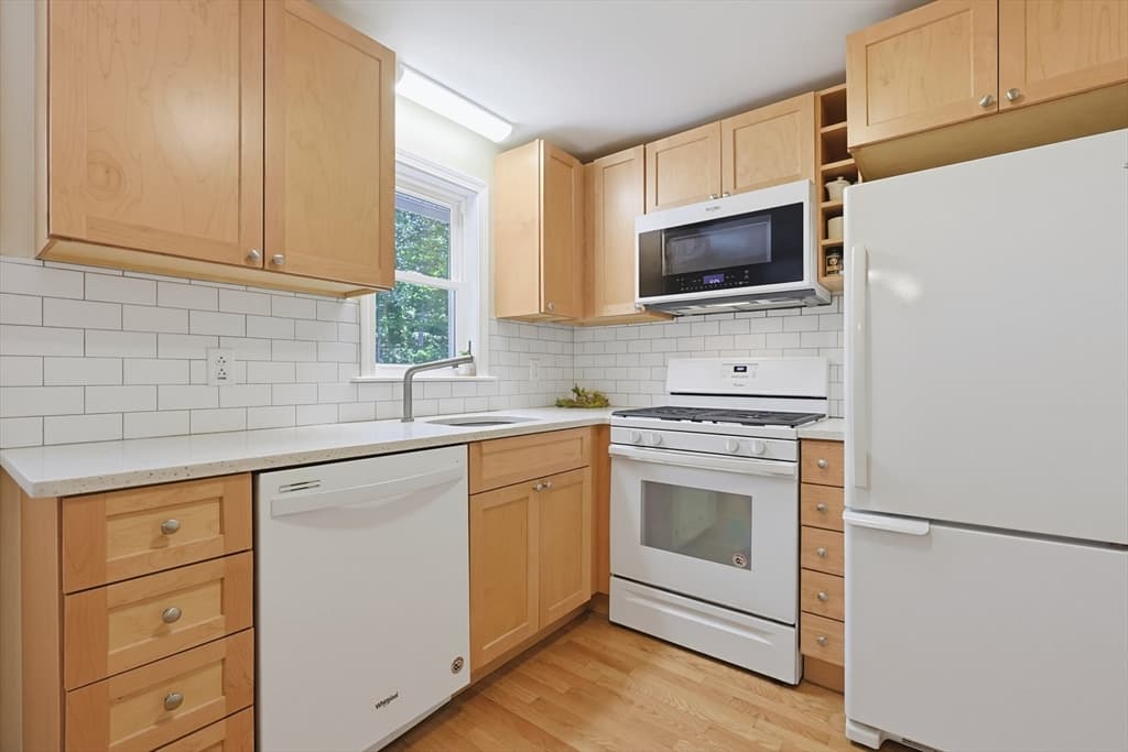 71 Carpenter Rd, Walpole MA 02081 photo 15