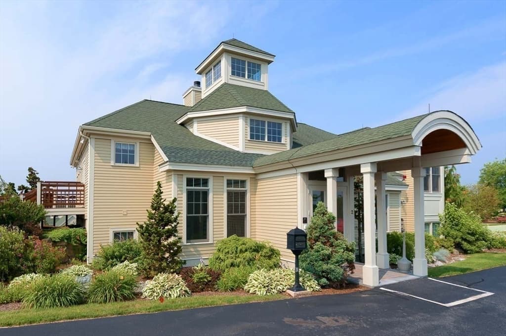 69 Carriage Hill Circle # 69, Southborough MA 01772 photo 35