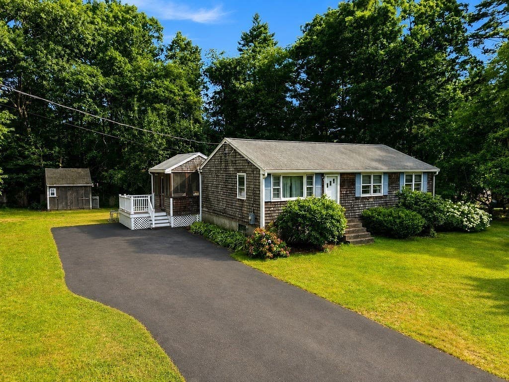 62 Purchase Street, Carver MA 02330 photo 2