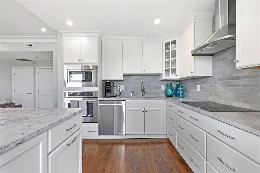 23 Bay State Road # 4, Boston MA 02215 photo 16