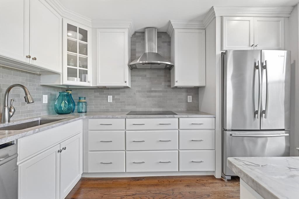 23 Bay State Road # 4, Boston MA 02215 photo 15